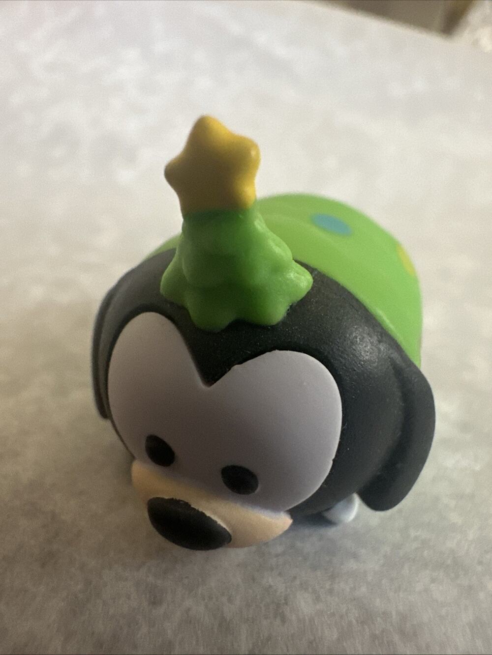 Disney Tsum Tsum Holiday Goofy Christmas Medium Stackable Collectible Toy EE